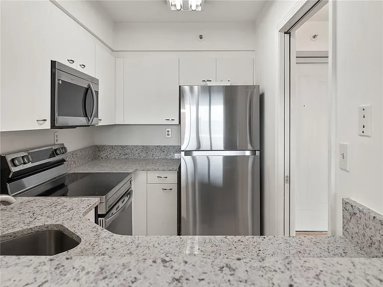 2870 Pharr Court South NW #NW-2602-2602 — Photo 17