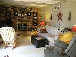 3rd image of 518 Snowberry Ct