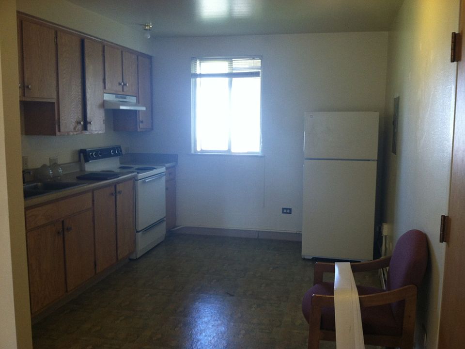 1st image of 411 S 26th St APT 4