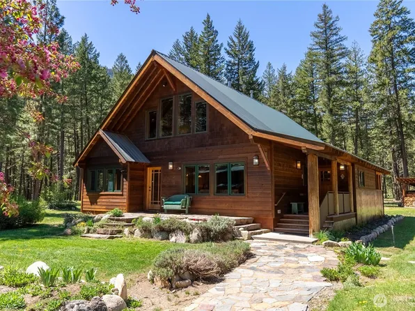 611 A Lost River Road, Mazama, WA 98833