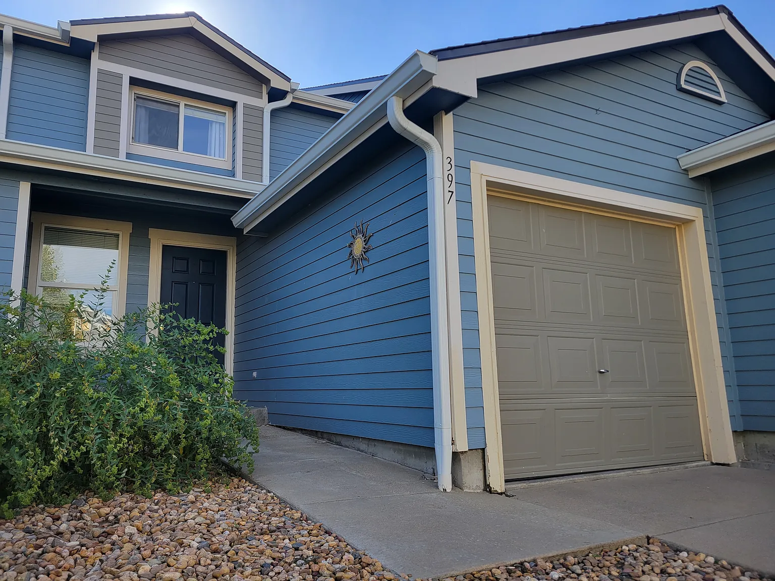 397 Smith Cir, Erie — Photo 1