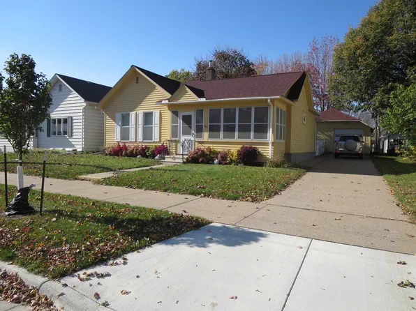 609 Grand St, Winona, MN 55987