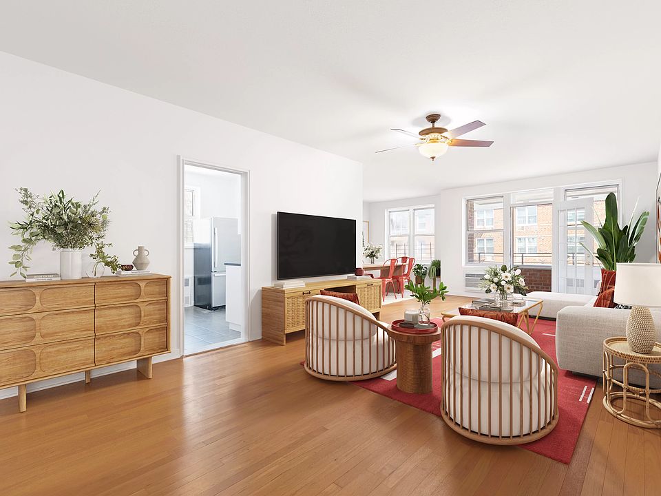 1st image of 616 E 18th St APT 5C
