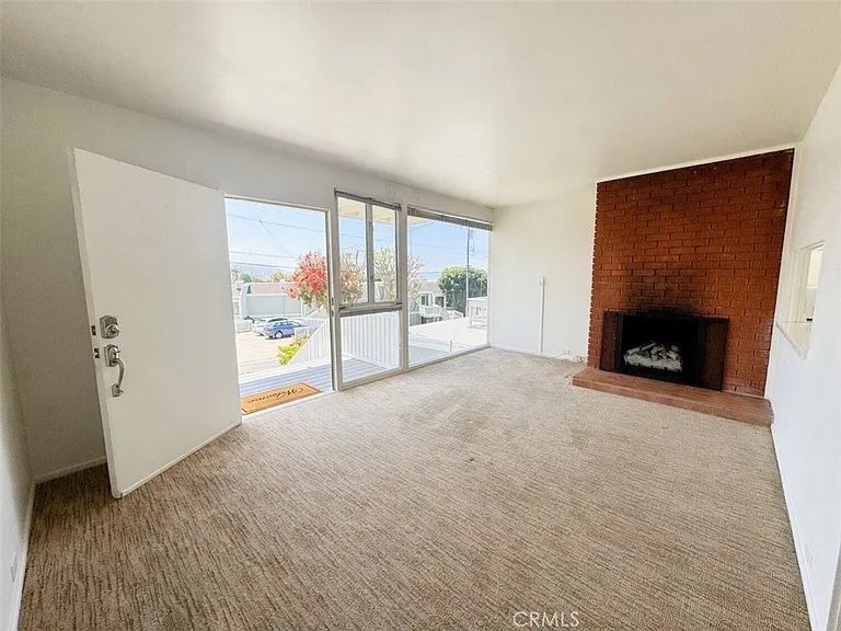 264 Dolphin Way — Photo 5
