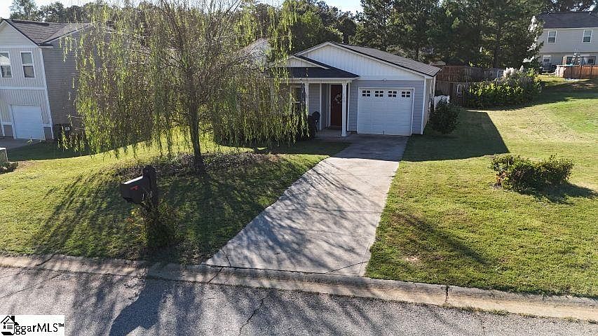 1st image of 120 Botany Dr