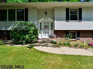 463 Candlewood Dr, State College, PA 16803