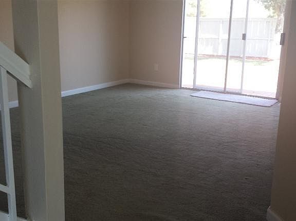 5th image of 1047 Wood Hollow Cir