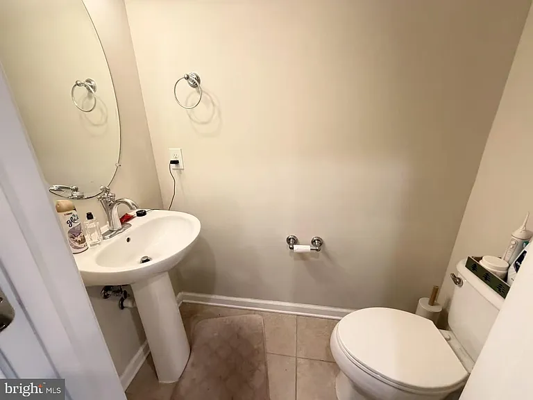 42797 Burrell Sq — Photo 7