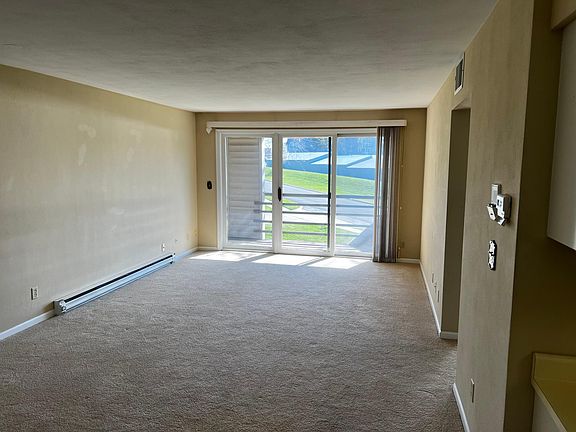 3rd image of 2701 W Willowlake Dr APT 72
