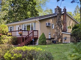 2 Crow Trl, Wayne Twp., NJ 07470
