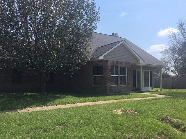 1st image of 32562 Magnolia Ct