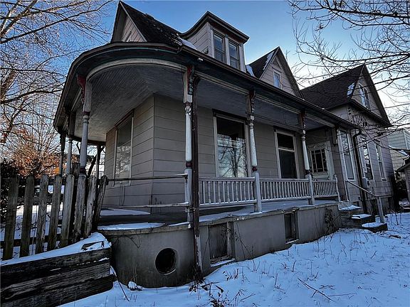 2nd image of 3702 Silver Ave