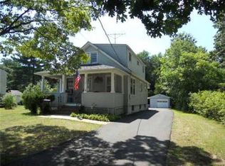111 Center St, Pearl River, NY 10965