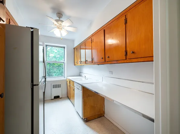 3720 Independence Avenue image 9 of 21