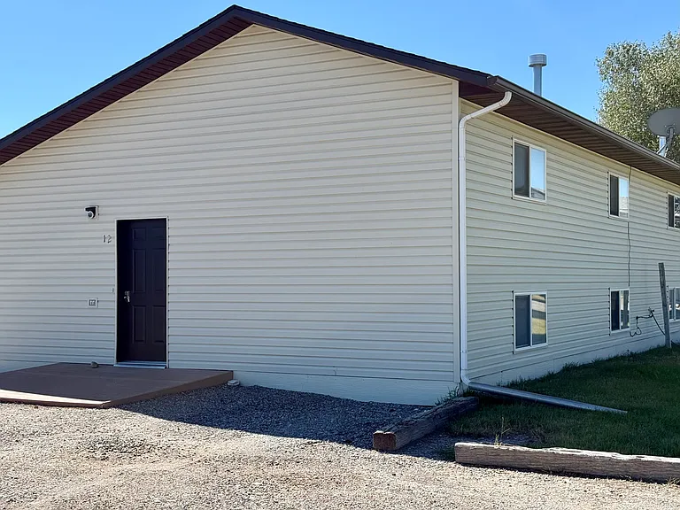 168 Clayton Ln #10 — Photo 2