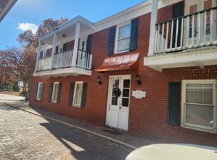 521 1/2 University Dr, Starkville, MS 39759