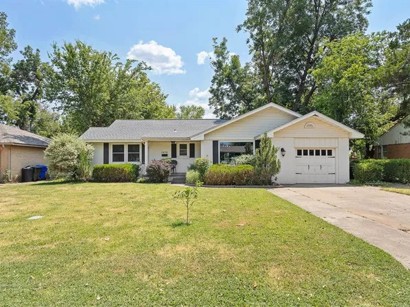 1212 Ann Arbor Dr, Norman, OK 73069