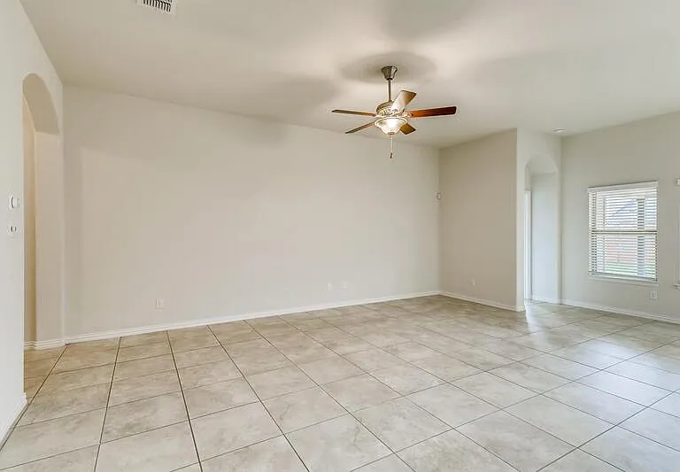 13827 Quiet Fox Ln — Photo 7