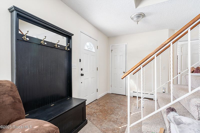 3rd image of 11 Montgomery Way