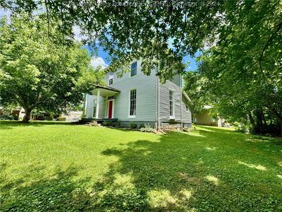 18 Race St, Ravenswood, WV, 26164