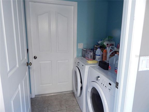 5th image of 6107 Silver Oaks Dr