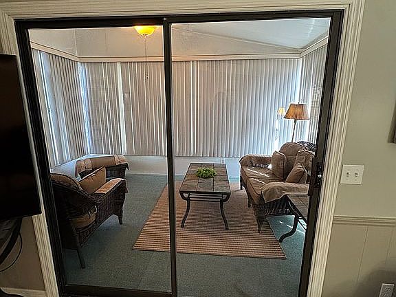 3rd image of 11 Sea Fern Dr #190