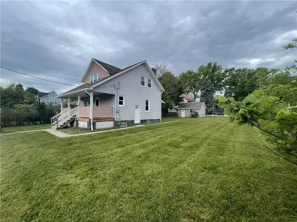 2003 Delaware Ave, New Castle, PA 16105