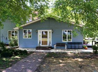 46746 295th St, Centerville, SD 57014
