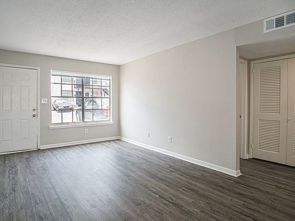 2nd image of 1428 Fl Shuttlesworth Dr #1428L