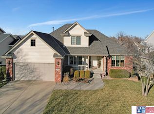 7900 Red Oak Rd, Lincoln, NE 68516