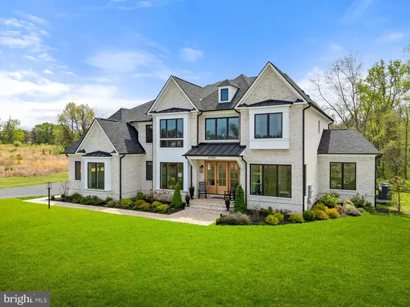 23084 Affirmed Park Ct, Middleburg, VA 20117