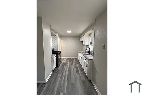 13901 Cranwood Park Blvd Photo 1