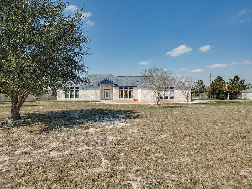 1st image of 609 Lake Valley Dr