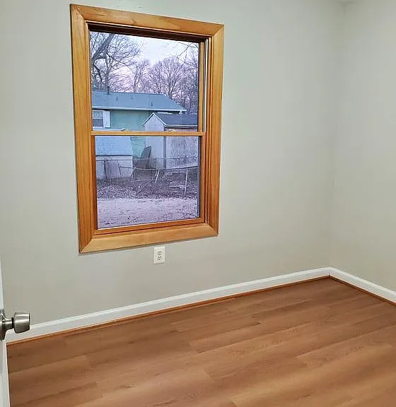 1321 Greyswood Rd — Photo 12