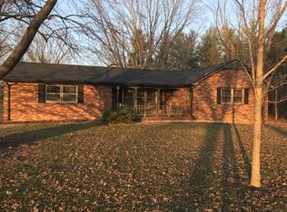 1525 Il Route 121, Greenup, IL 62428