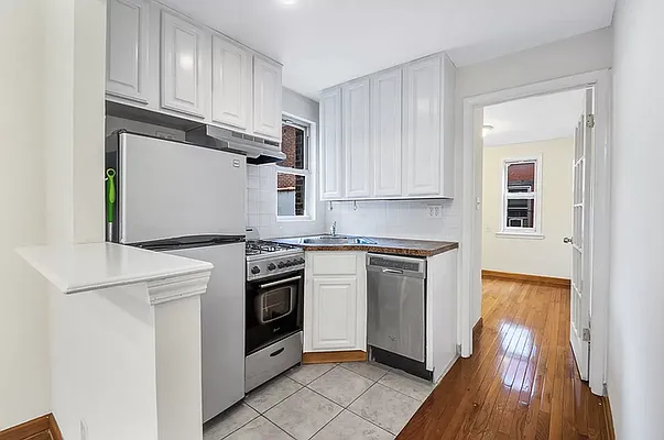 Rented by Compass | media 13