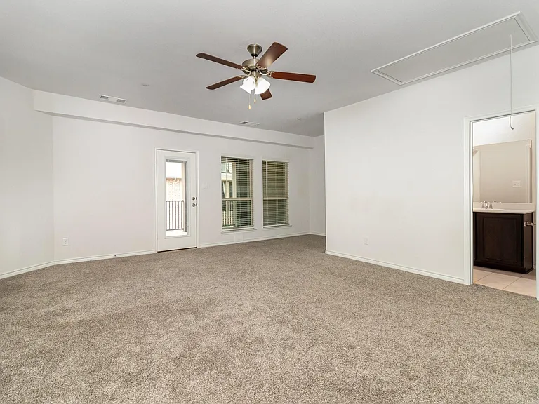 2413 Siskiyou St — Photo 19