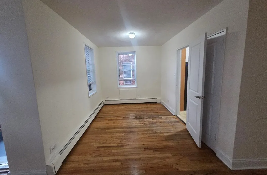 1 bed, 810 sqft, $2,350 — Photo 1