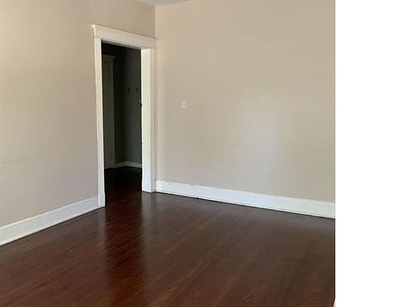 5th image of 5046 S Blackstone Ave #2N