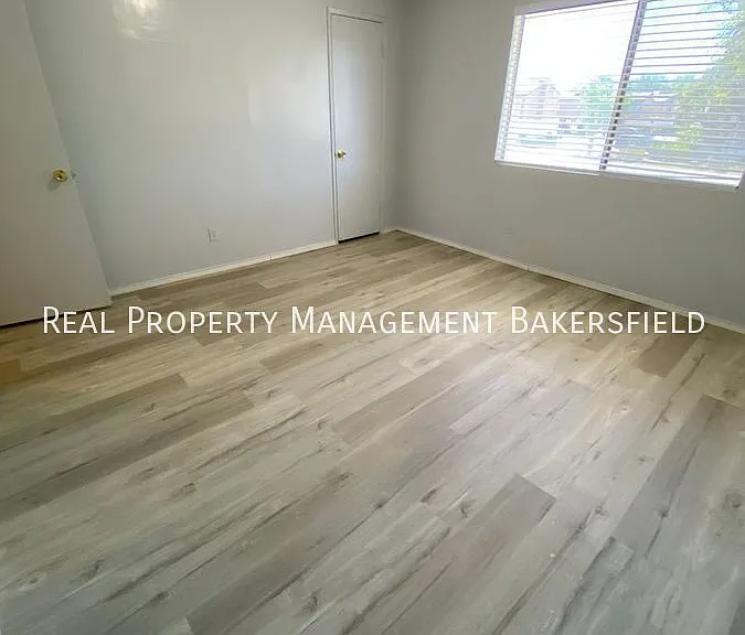 3116 Stine Rd #A — Photo 8