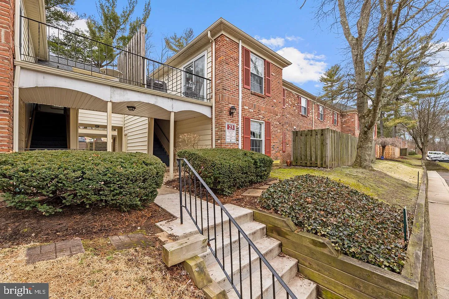 2 bed, 1.5 bath, 1060 sqft, $1,950 — Photo 1