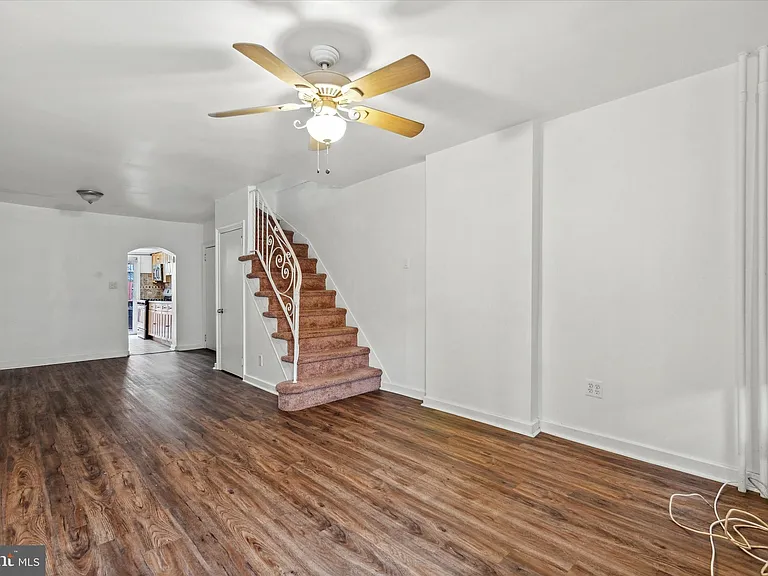 1225 N Howard St — Photo 2