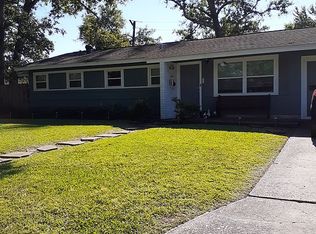 1445 Scantilly Dr, Beaumont, TX 77706