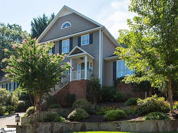 2nd image of 56 Oak Crest Ct