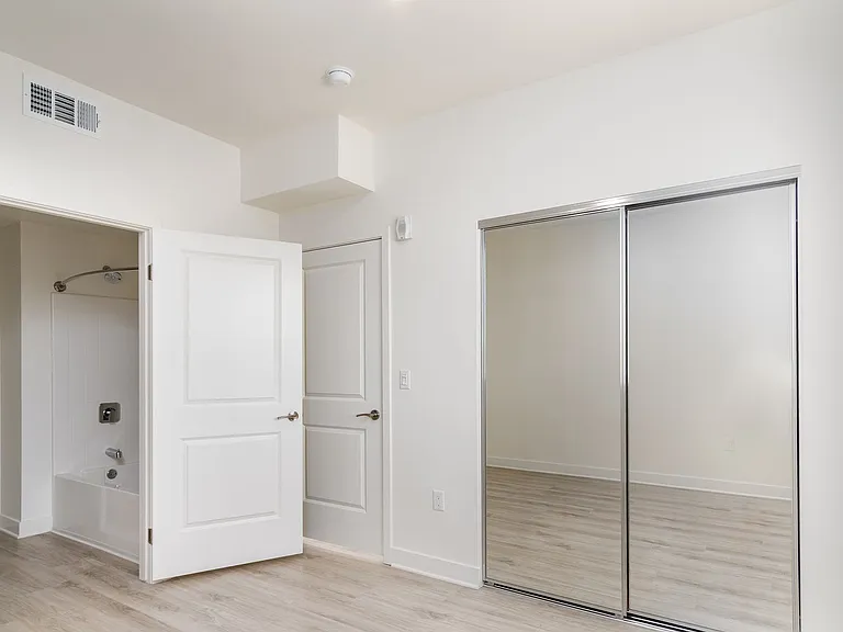 Welcome to Soul Noho. Now Leasing! — Photo 34