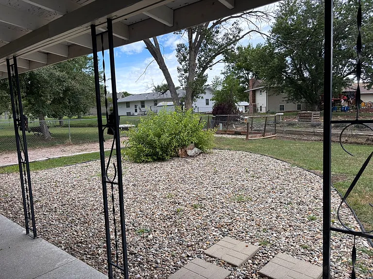 110 Texas St — Photo 21