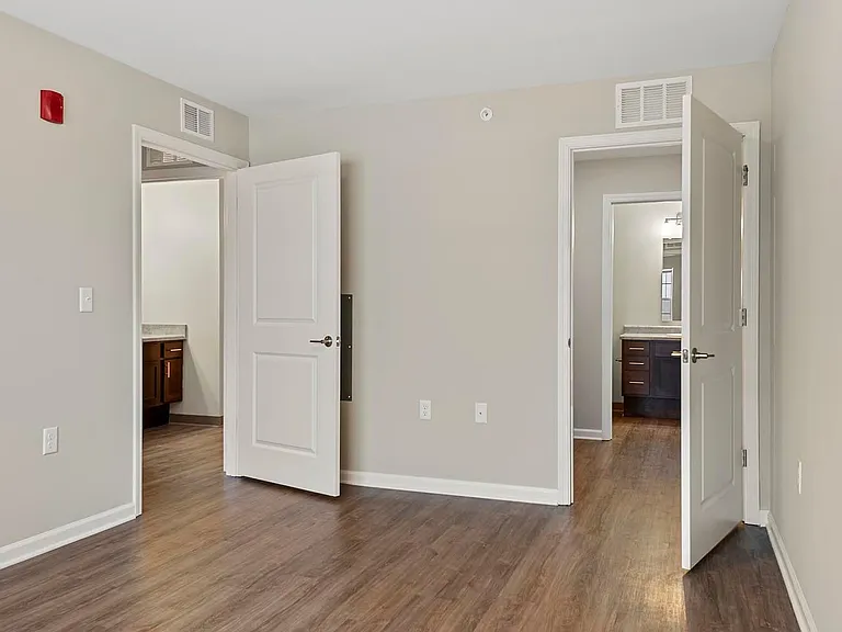Parker Glen — Photo 19