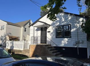 150 Windsor St, Kearny, NJ 07032