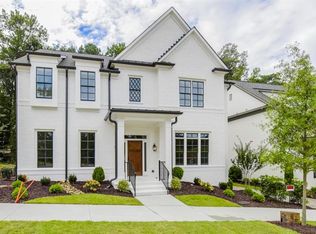 271 Chastain Park Ct, Atlanta, GA 30342