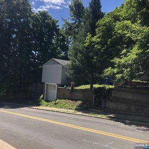 27 Linwood Ave, Emerson, NJ, 07630
